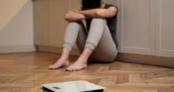 Proč některé ženy tloustnou i při stejném jídelníčku a pohybu?